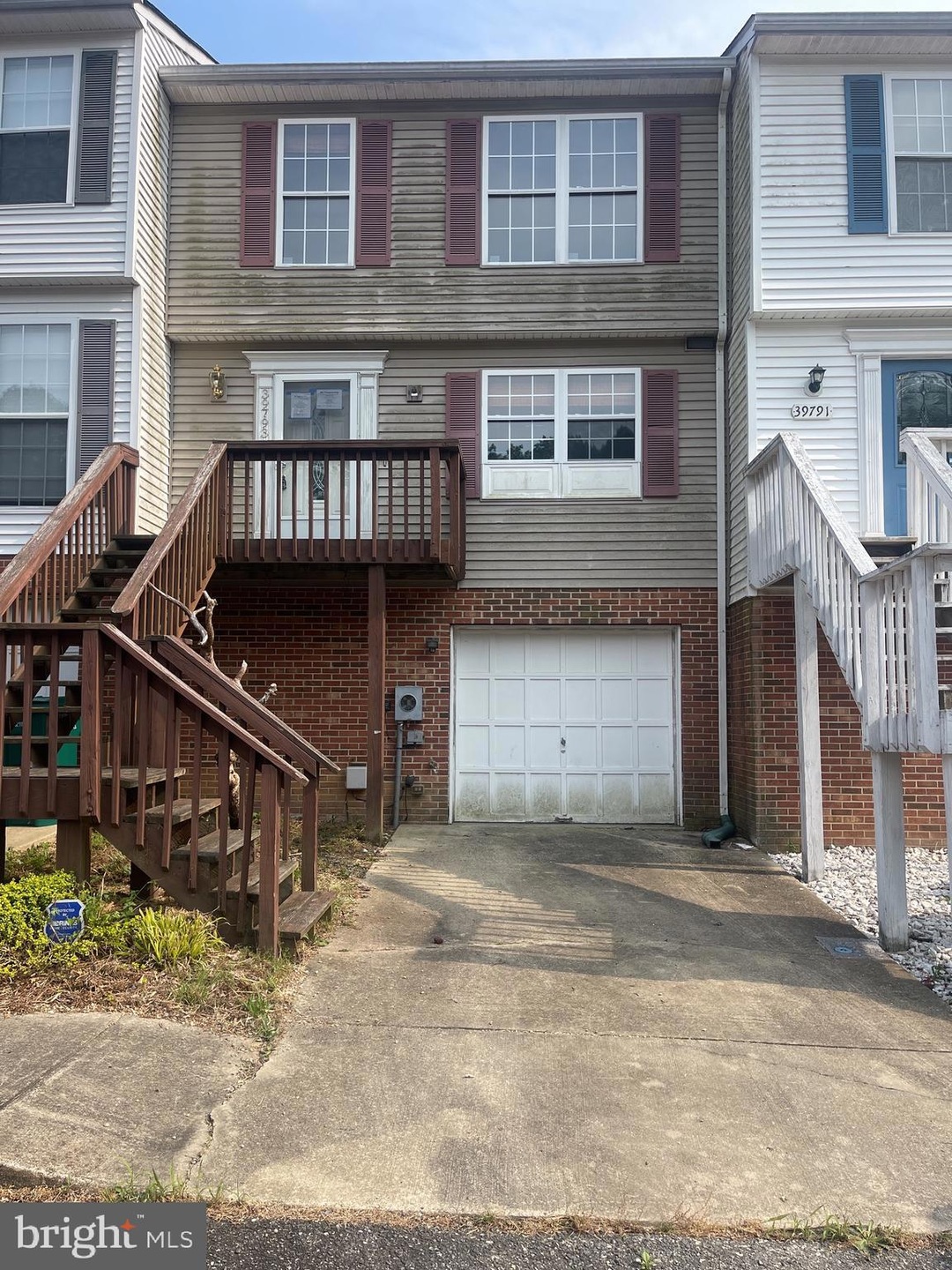 Sold $196,000 • Co-Listing Agent