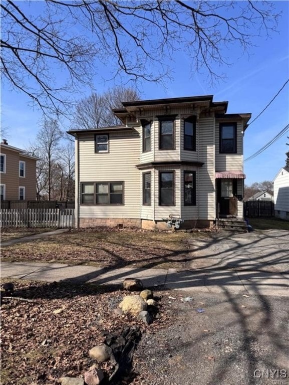 For Sale $279,900 • Co-Listing Agent