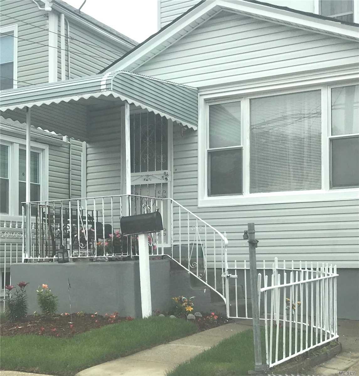 110-43 158th St, Jamaica, NY 11433 - photo 1