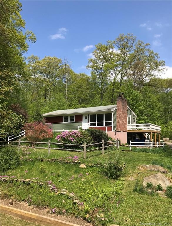 152 Isaiah Smith Ln, Morris, CT 06763 - photo 1