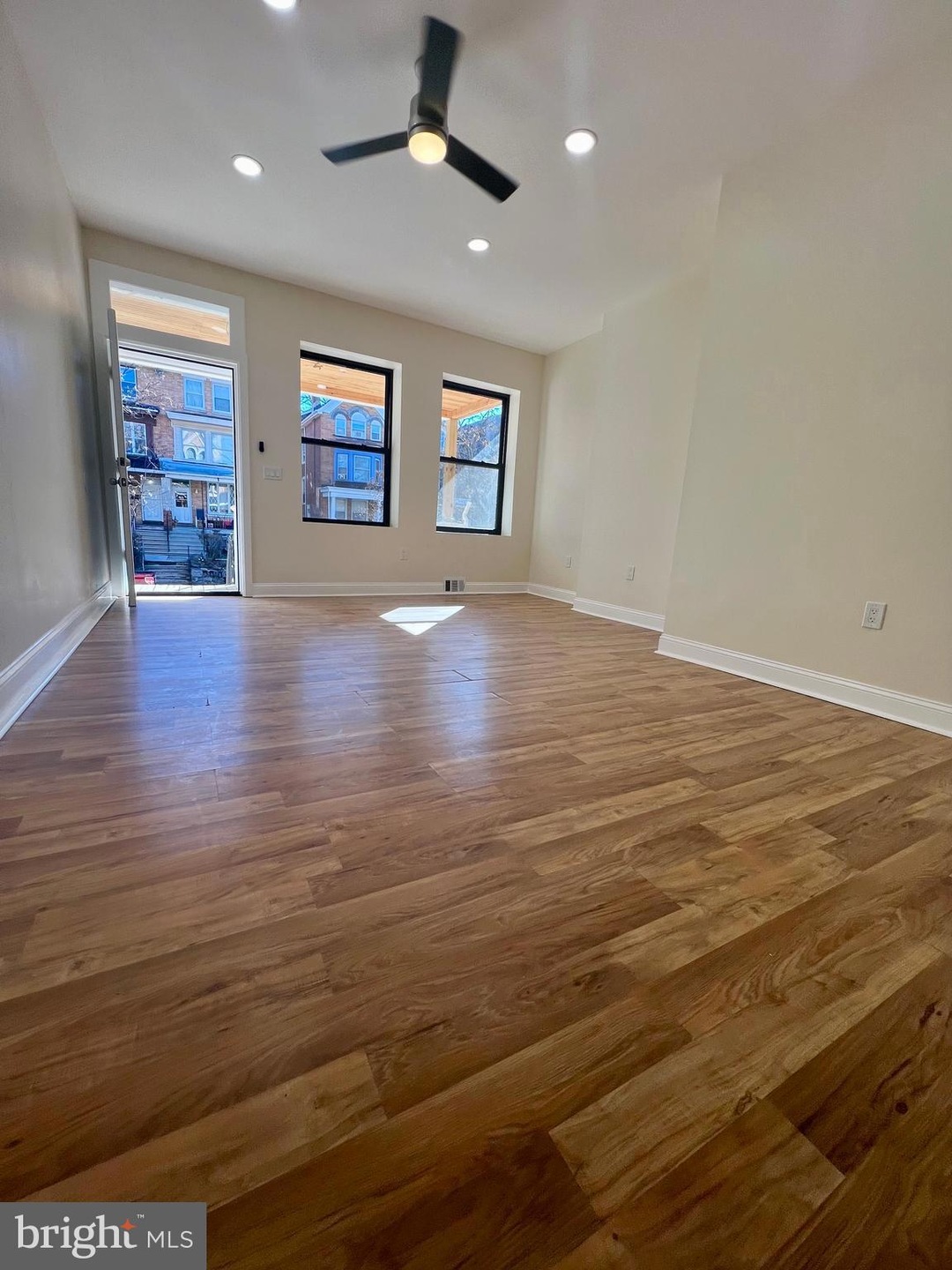 447 W Bringhurst St unit 1, Philadelphia, PA 19144 - photo 1