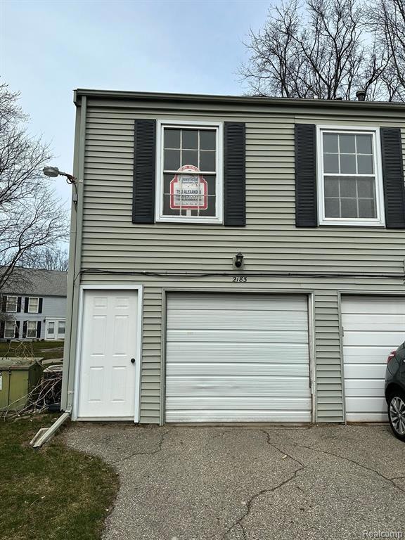 2183 Painted Post Dr, Flushing, MI 48433 - photo 1