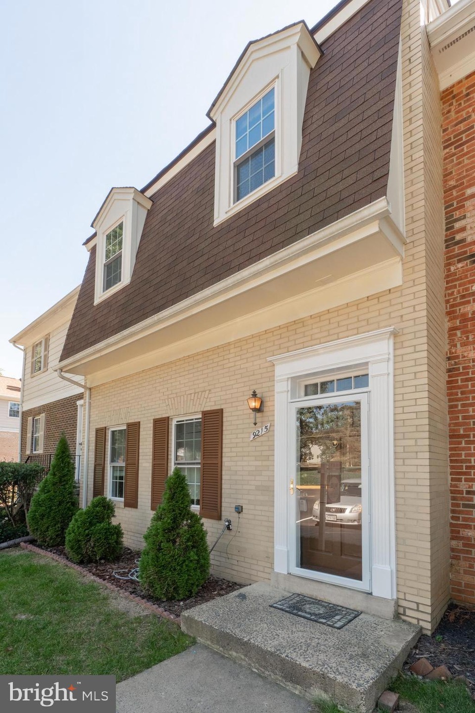 9215 Burke Rd, Burke, VA 22015 - photo 1