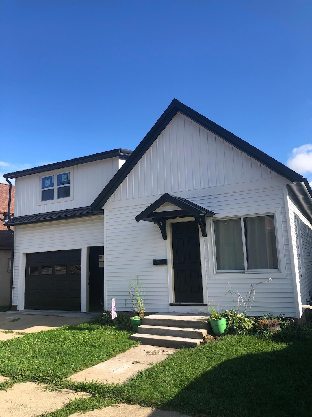 305 W Grove St, Caledonia, MN 55921 - photo 1