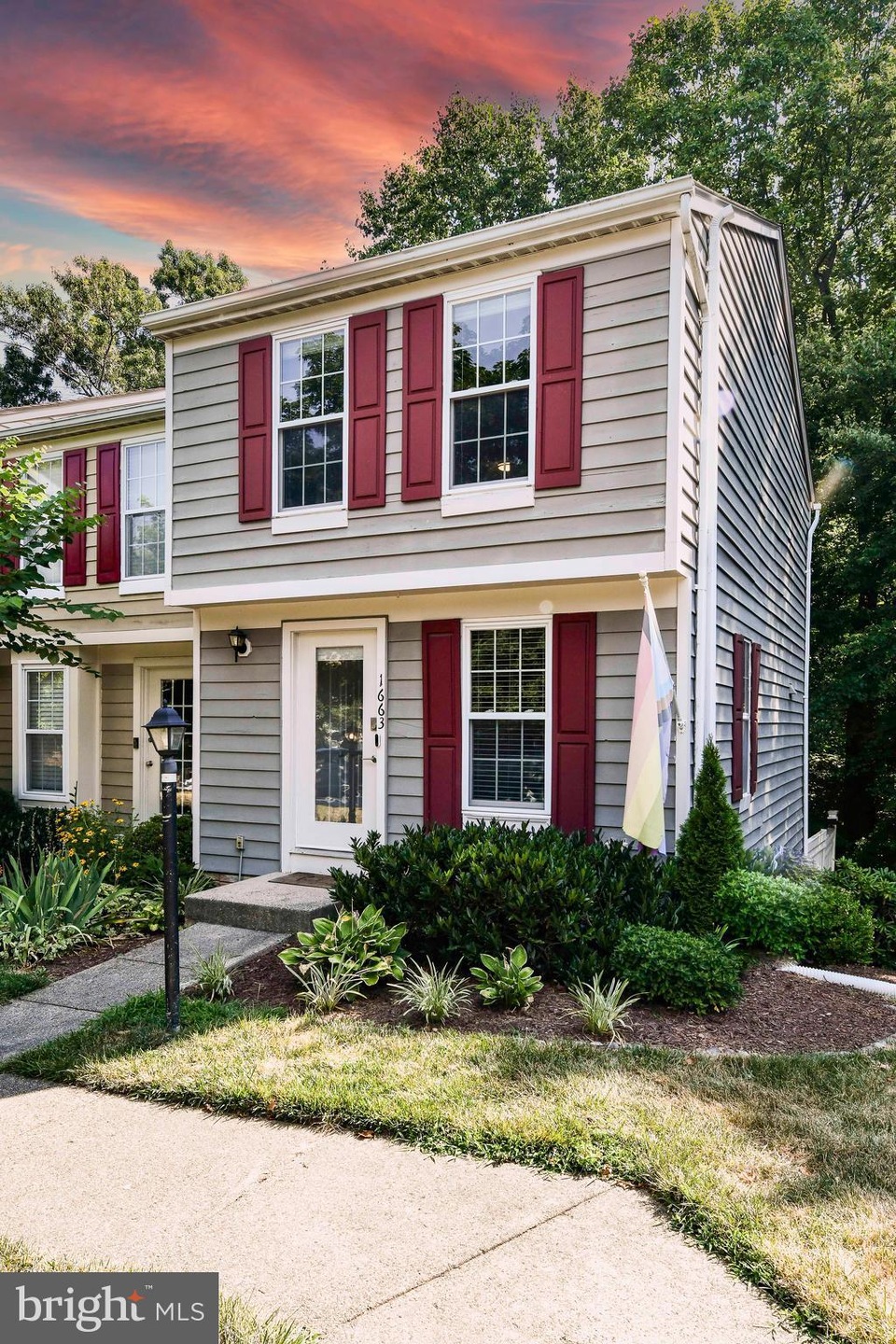 1663 Fieldthorn Dr, Reston, VA 20194 - photo 1