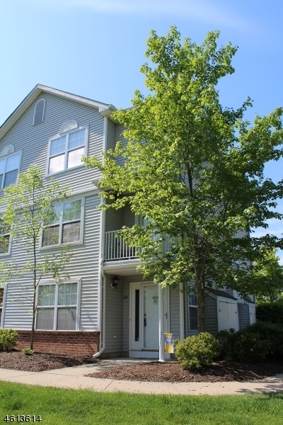 601 Tulsa Ct unit 68B01, Hackettstown, NJ 07840 - photo 1