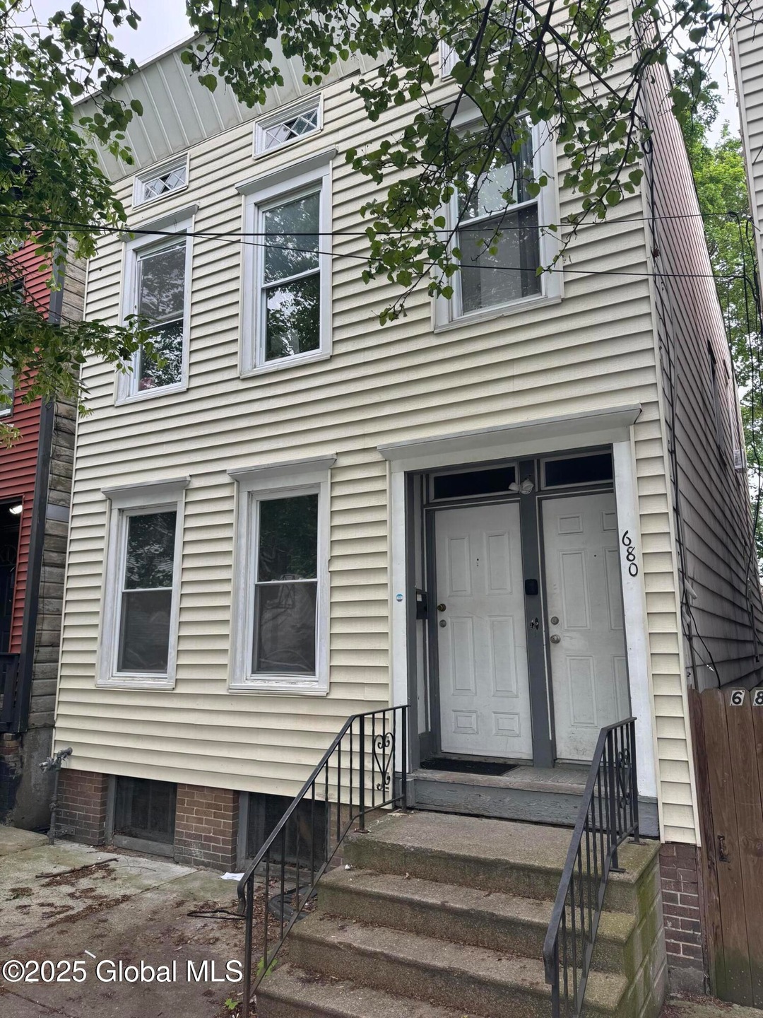 680 State St unit 1, Albany, NY 12203 - photo 1