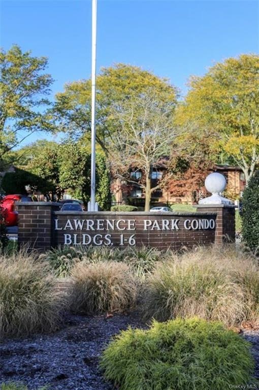 4 W Lawrence Park Dr unit 4, Piermont, NY 10968 - photo 1