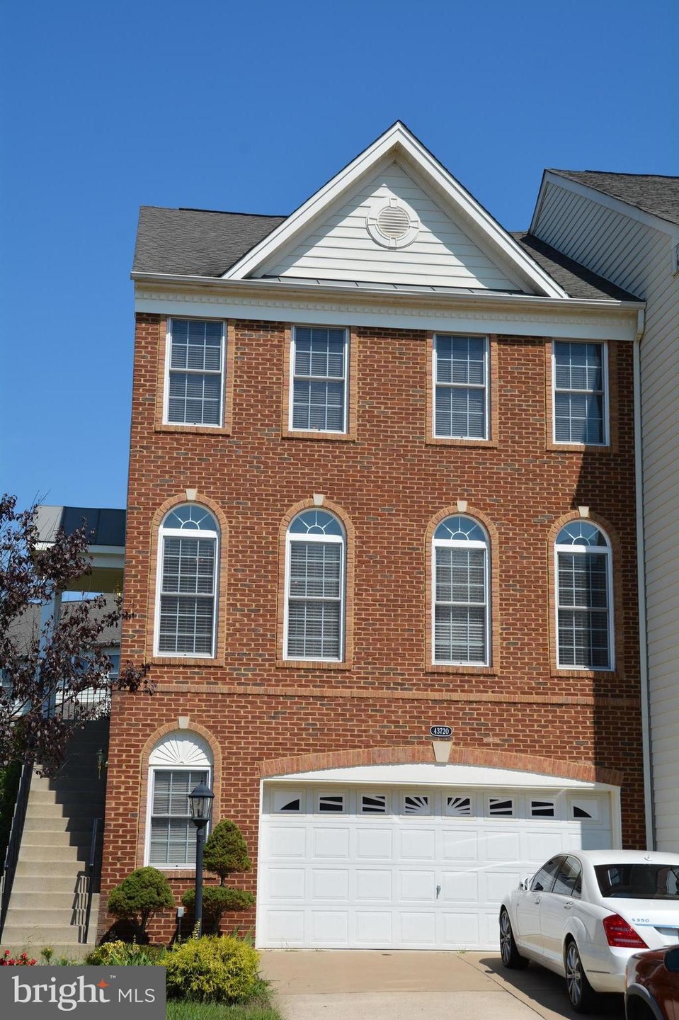 43720 Banshee Heights Terrace, Ashburn, VA 20148 - photo 1