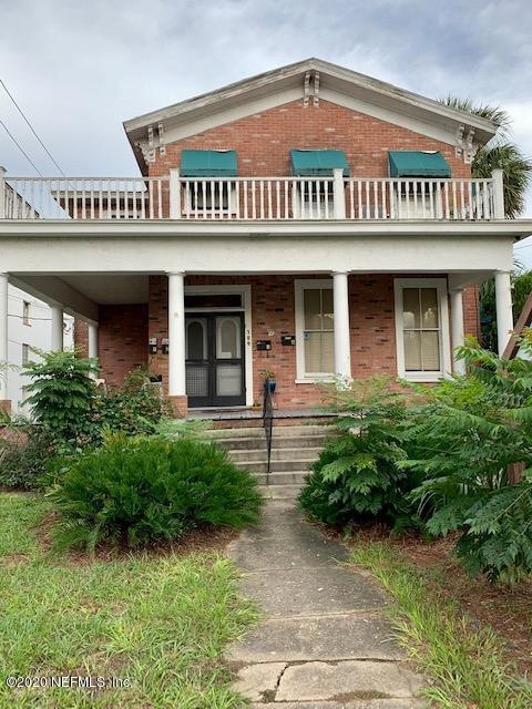 109 S 3rd front door