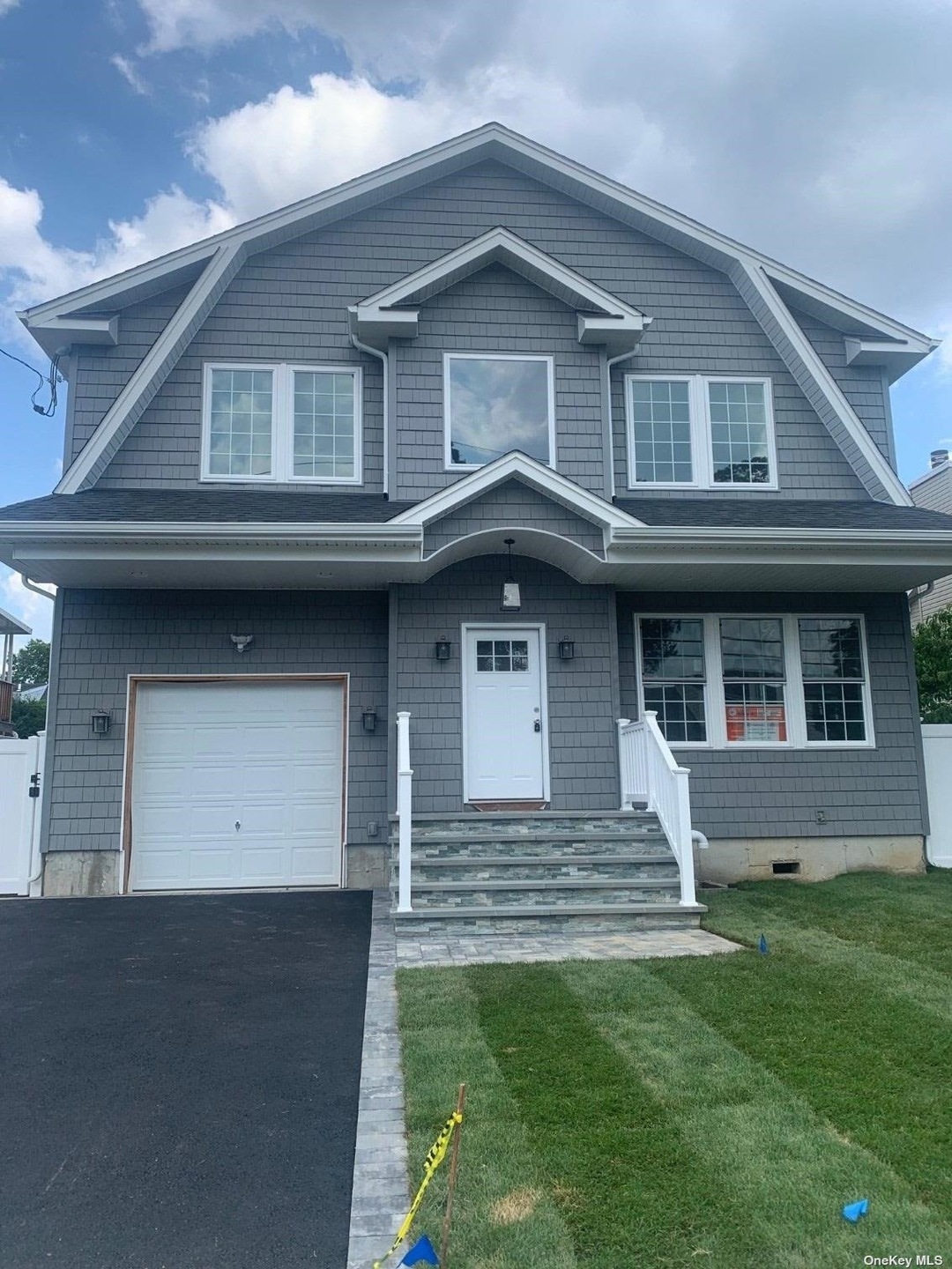 607 Farmers Ave, Bellmore, NY 11710 - photo 1