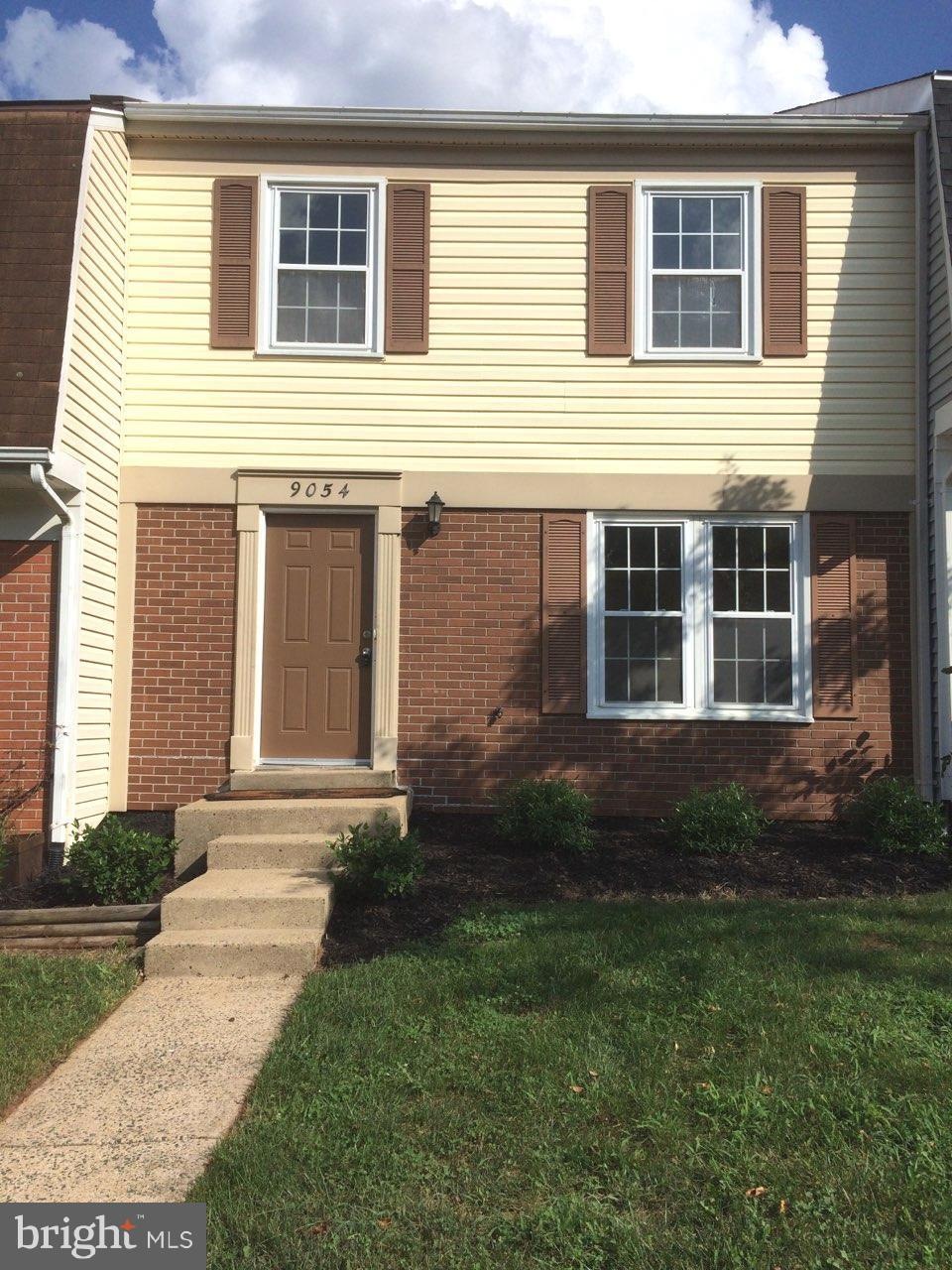 9054 Mcrae Ct, Manassas, VA 20110 - photo 1