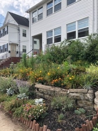 194 Arlington St unit 2, Watertown, MA 02472 - photo 1