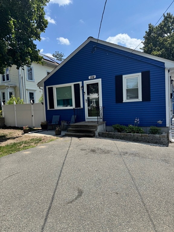 For Sale $469,900 • Co-Listing Agent