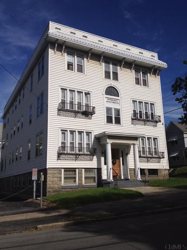11 N Ten Broeck St, Schenectady, NY 12302 - photo 1