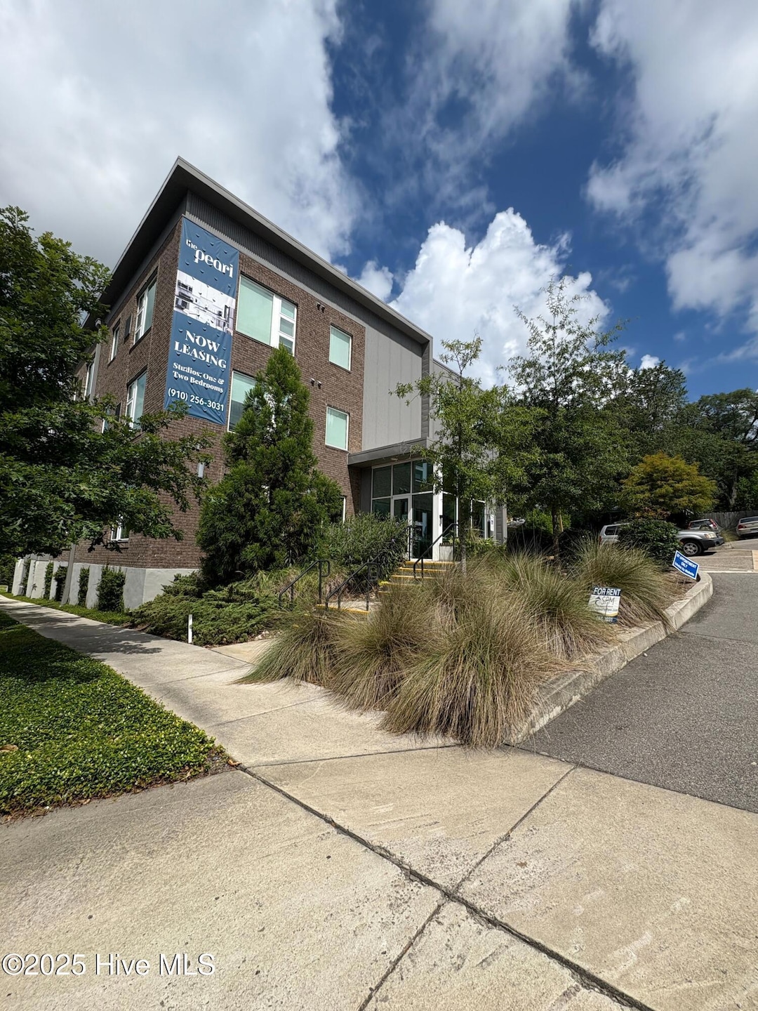 724 S 5th Ave unit Mini 114, Wilmington, NC 28401 - photo 1