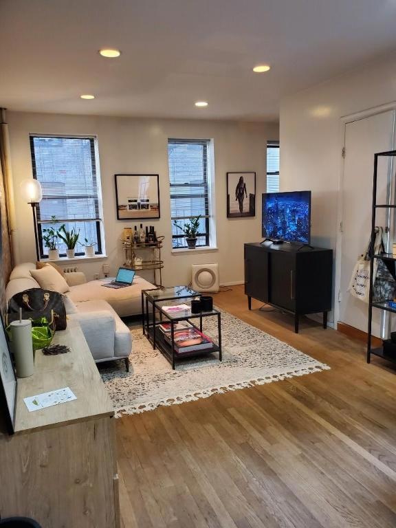 50 Macdougal St unit 4, New York, NY 10012 - photo 1