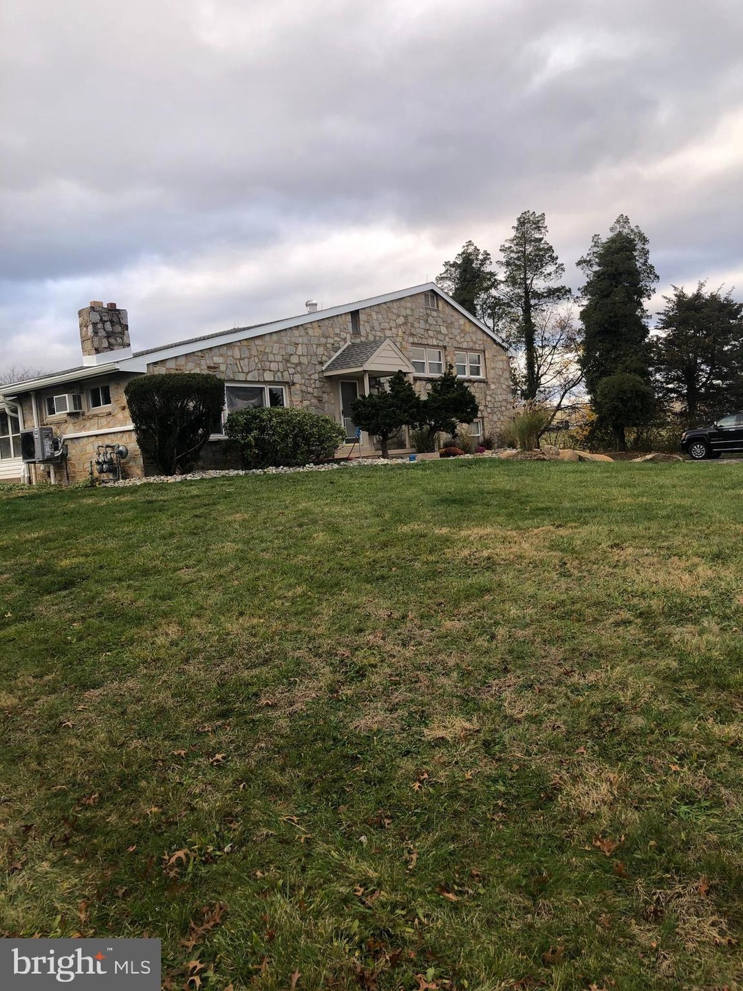 185 Wambold Rd, Harleysville, PA 19438 - photo 1