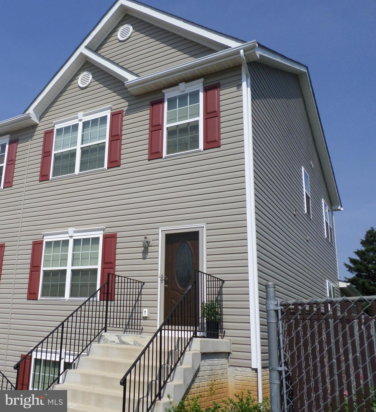 206 N Fairfax Blvd unit B, Ranson, WV 25438 - photo 1