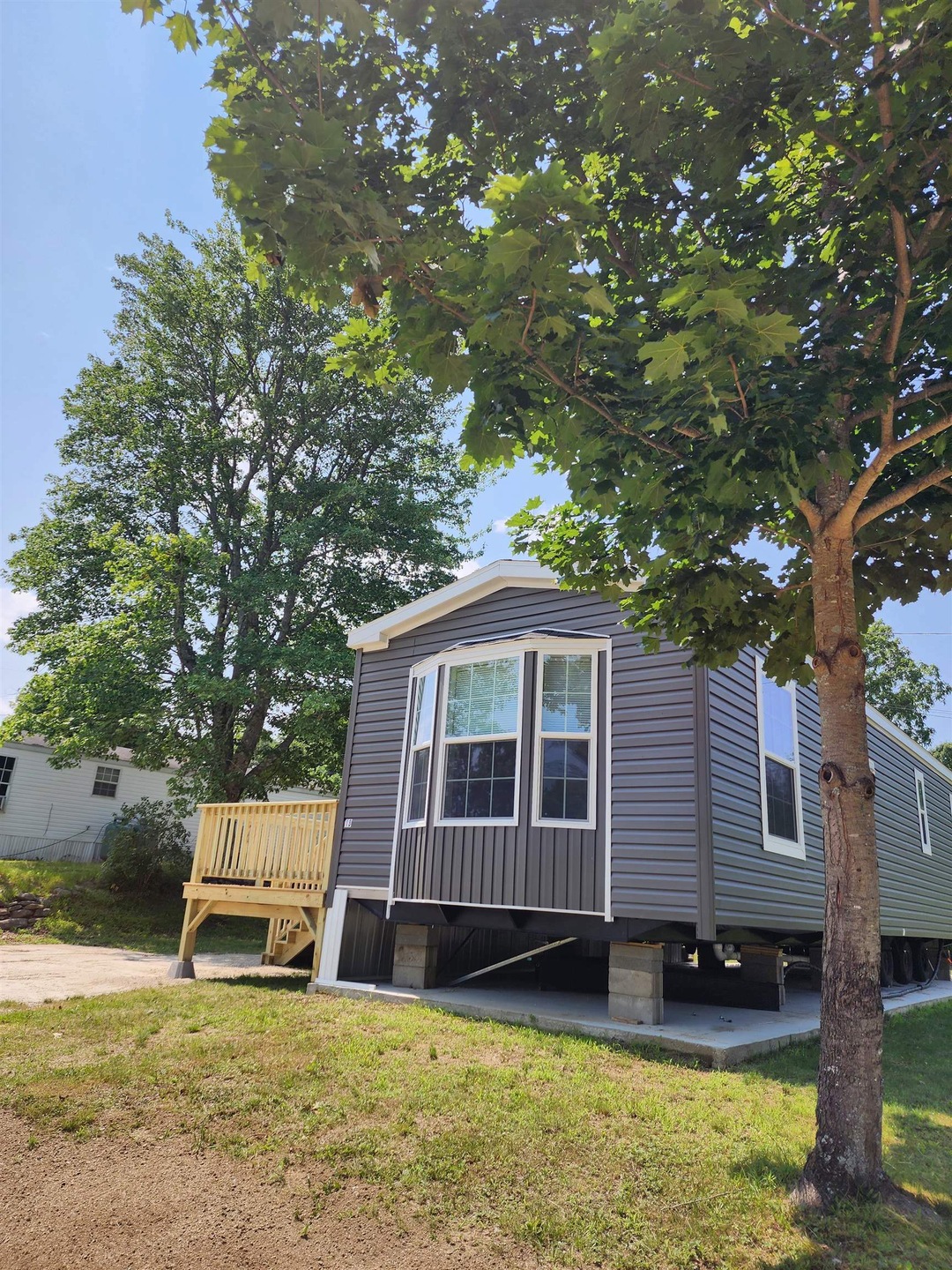 65 Leavitt Rd unit 13, Pittsfield, NH 03263 - photo 1