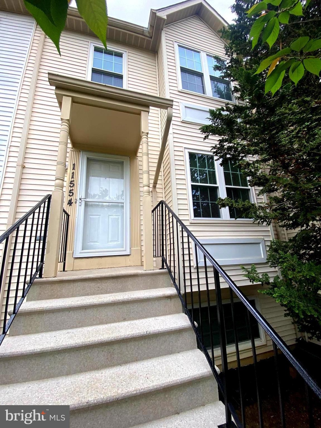 11554 Joyceton Dr unit 32-3, Upper Marlboro, MD 20774 - photo 1