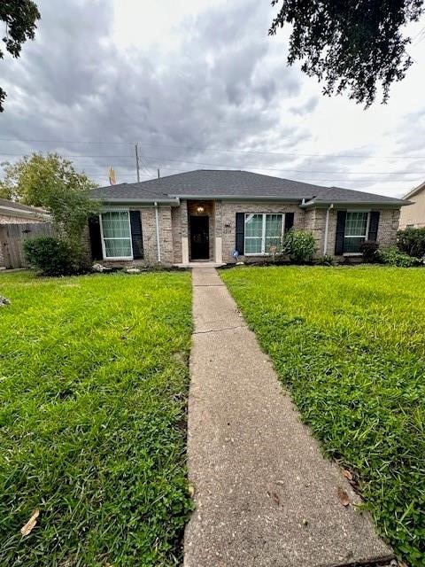 2214 Briarview Dr, Houston, TX 77077 - photo 1