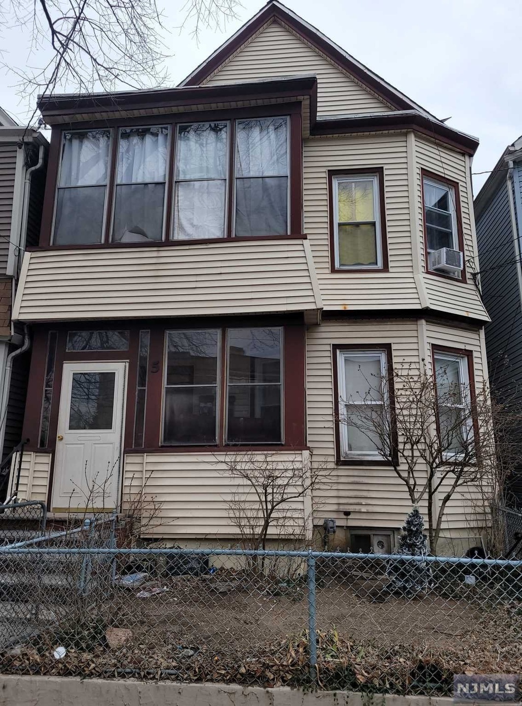 5 Sherman St, Passaic, NJ 07055 - photo 1