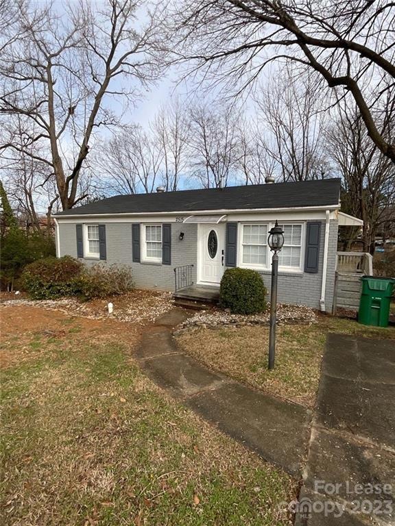 2515 Abelwood Rd, Charlotte, NC 28216 - photo 1