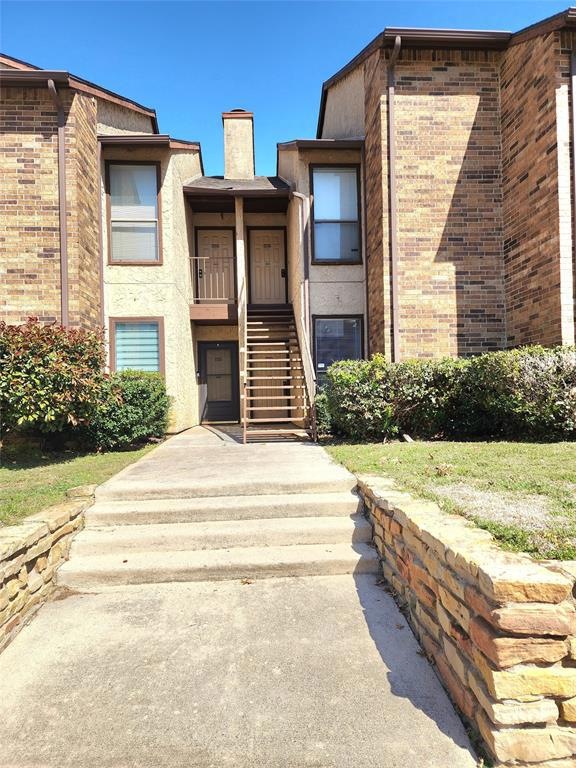 Exterior of unit #4912