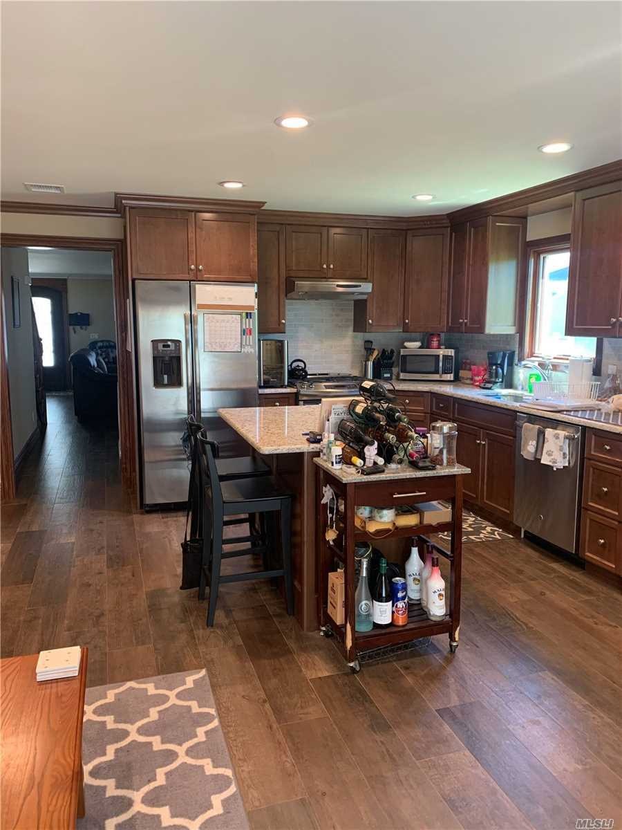 19 Caruso Way, Glen Cove, NY 11542 - photo 1