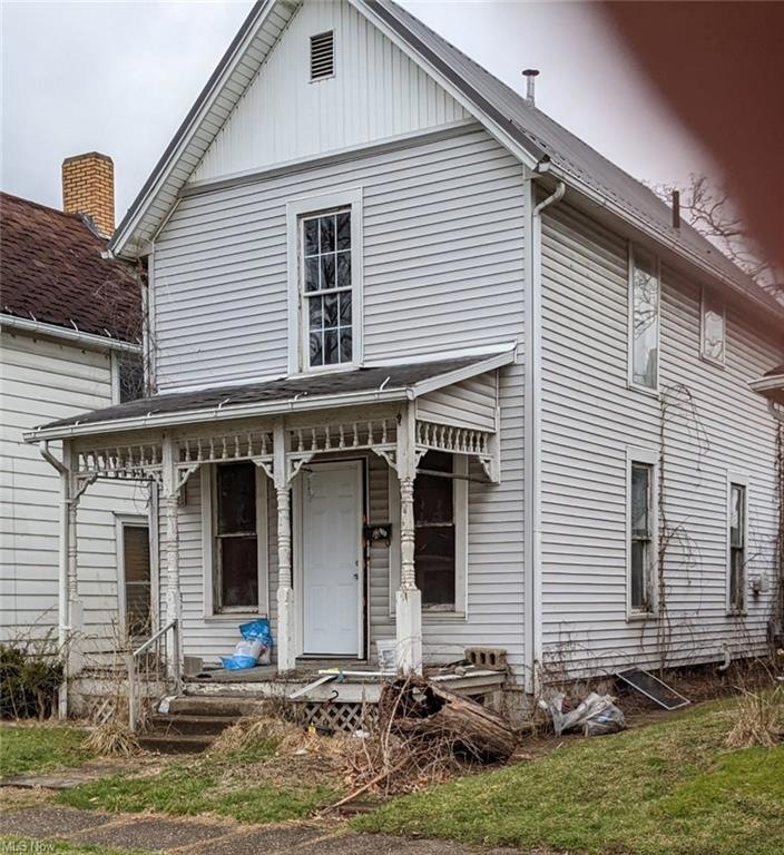 756 Elm St, Coshocton, OH 43812 - photo 1