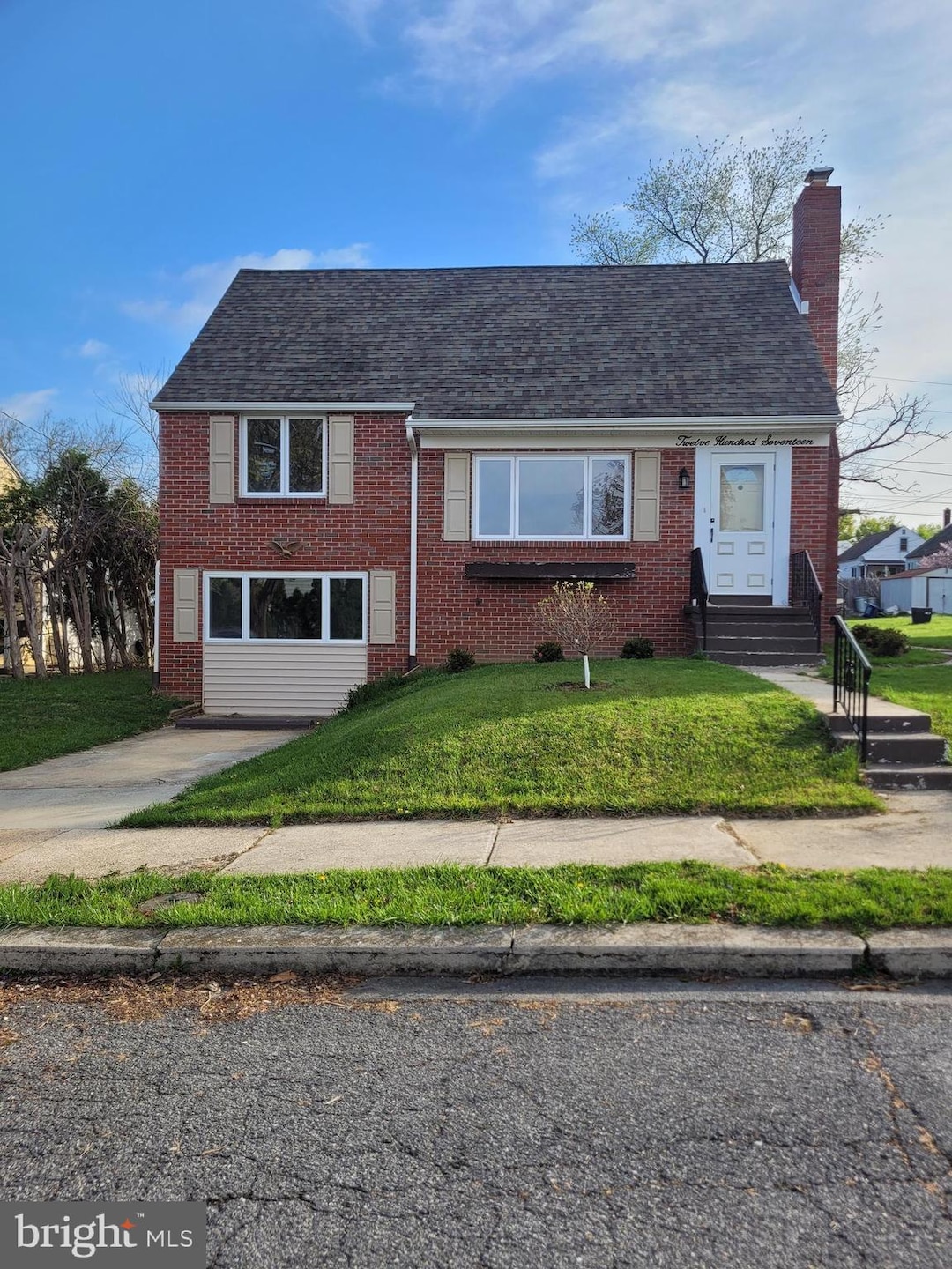 1217 Sheridan St, Reading, PA 19611 - photo 1
