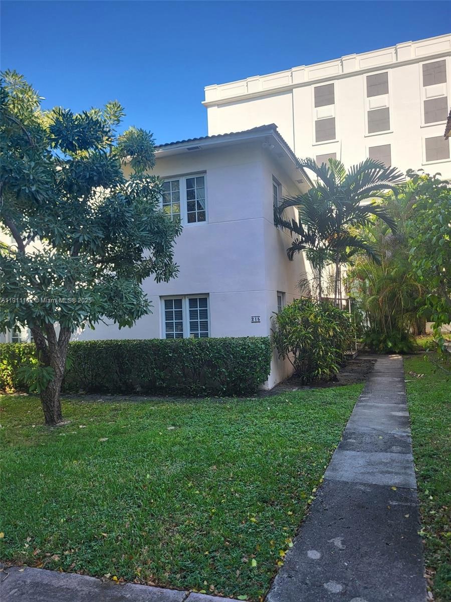 215 Sidonia Ave unit 4, Coral Gables, FL 33134 - photo 1