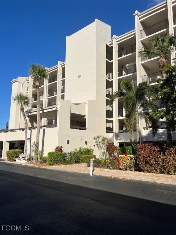 4100 Steamboat Bend E unit 501, Fort Myers, FL 33919 - photo 1