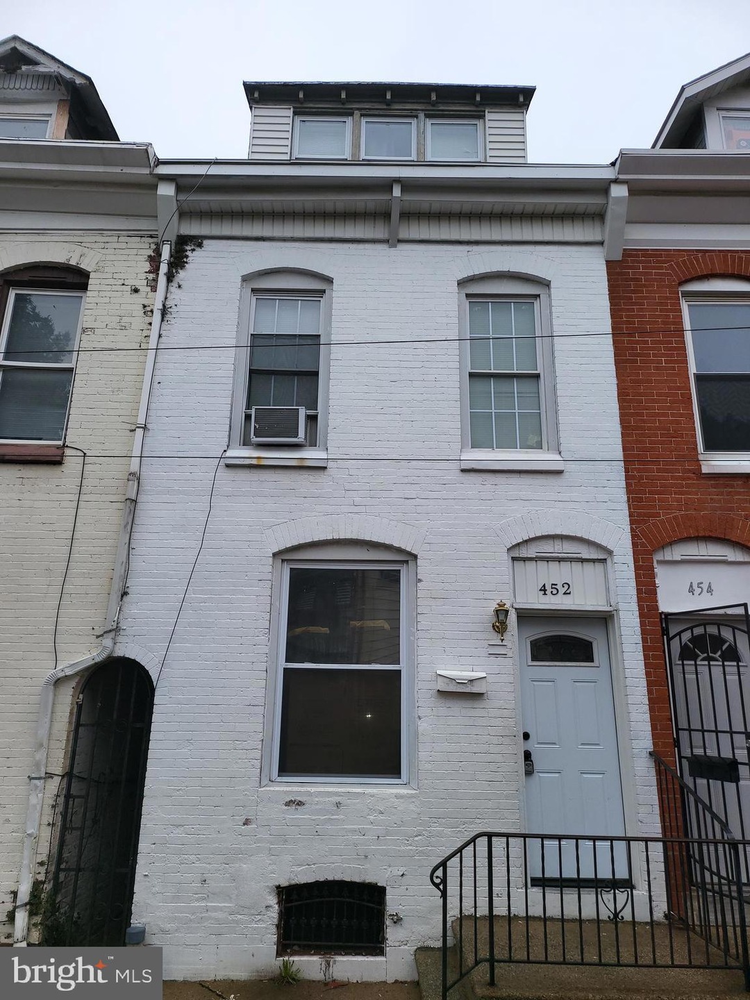 452 Birch St, Reading, PA 19604 - photo 1