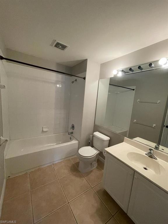 921 Hampton Cir, Naples, FL 34105 - photo 1