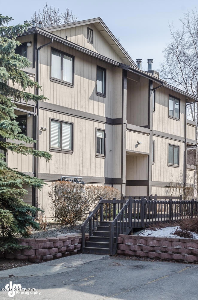 4355 Constellation Ave 17-large-017-Exte