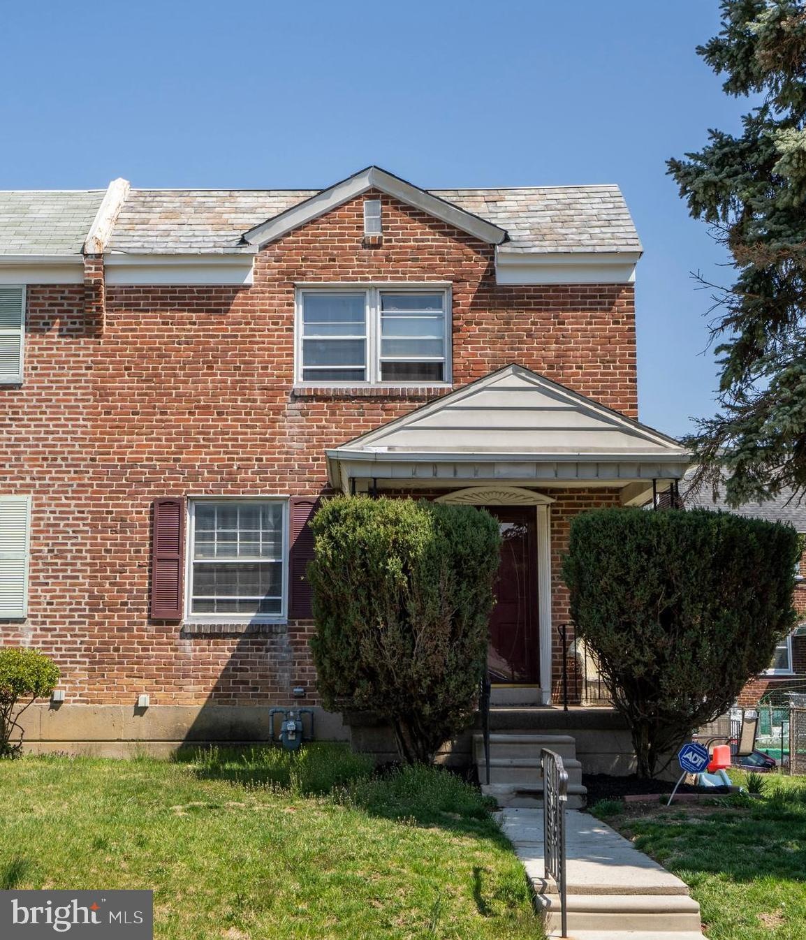 827 Arbor Rd, Lansdowne, PA 19050 - photo 1