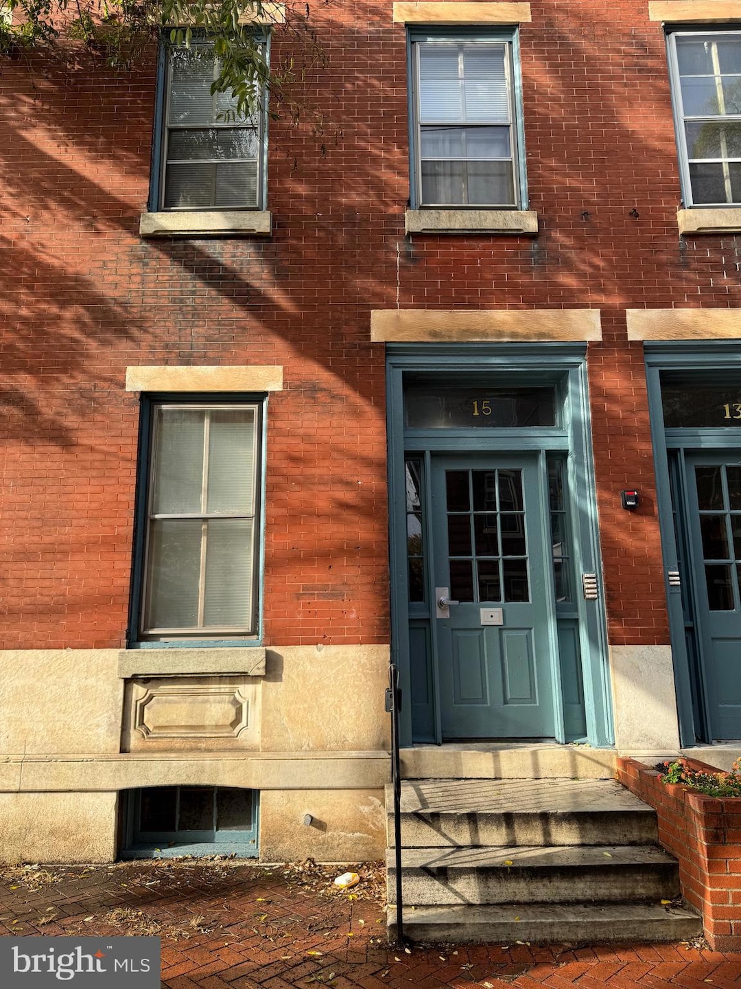 15 W Union St unit 1, Burlington, NJ 08016 - photo 1