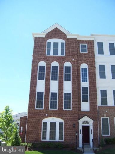 14742 Potomac Branch Dr unit 476A, Woodbridge, VA 22191 - photo 1