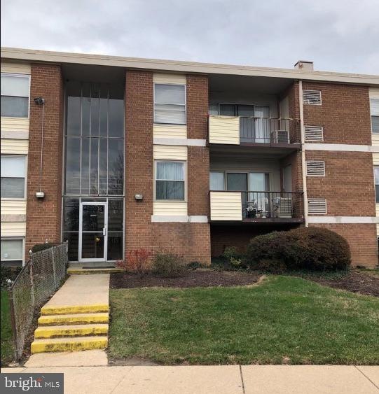 3803 Saint Barnabas Rd unit 101, Suitland, MD 20746 - photo 1