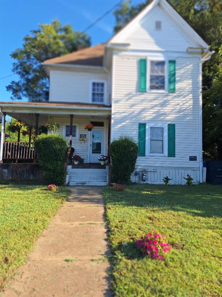 1115 Orange Ave NW, Roanoke, VA 24017 - photo 1