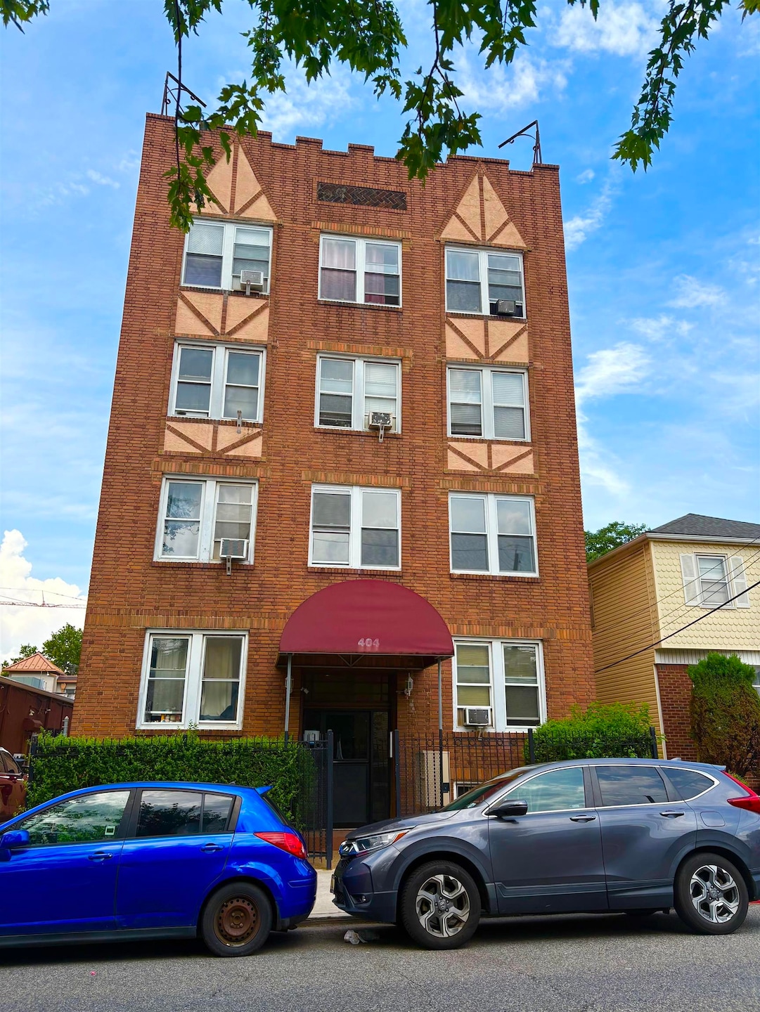 404 Stegman Pkwy unit D1, Jersey City, NJ 07305 - photo 1