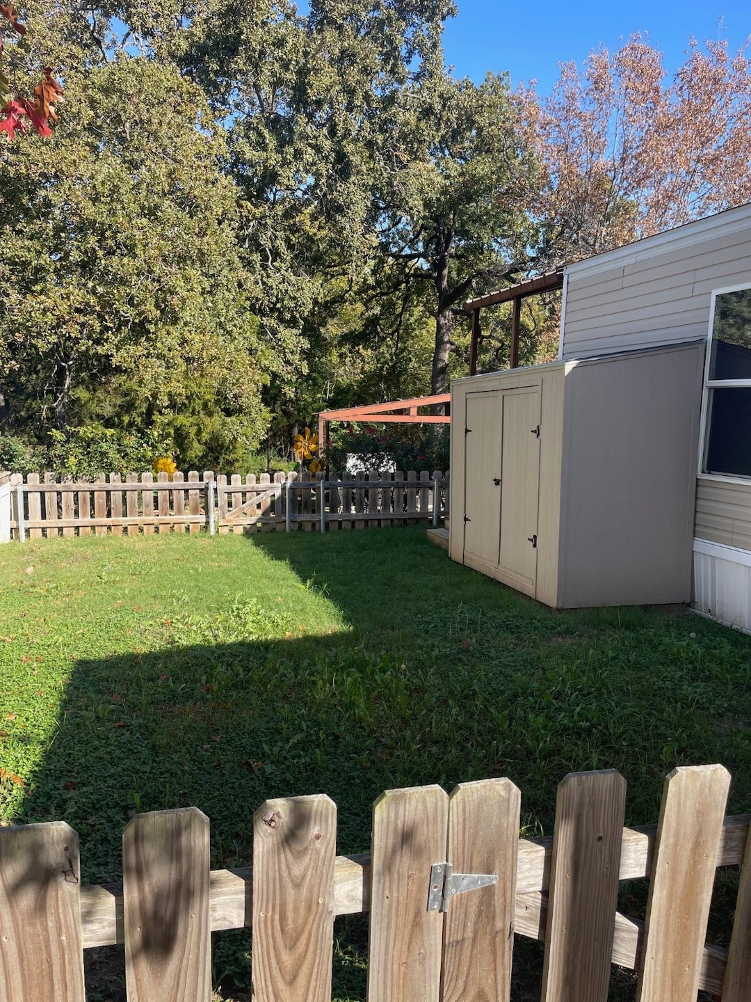 5955 Tenderfoot Trail, Fort Worth, TX 76135 - photo 1