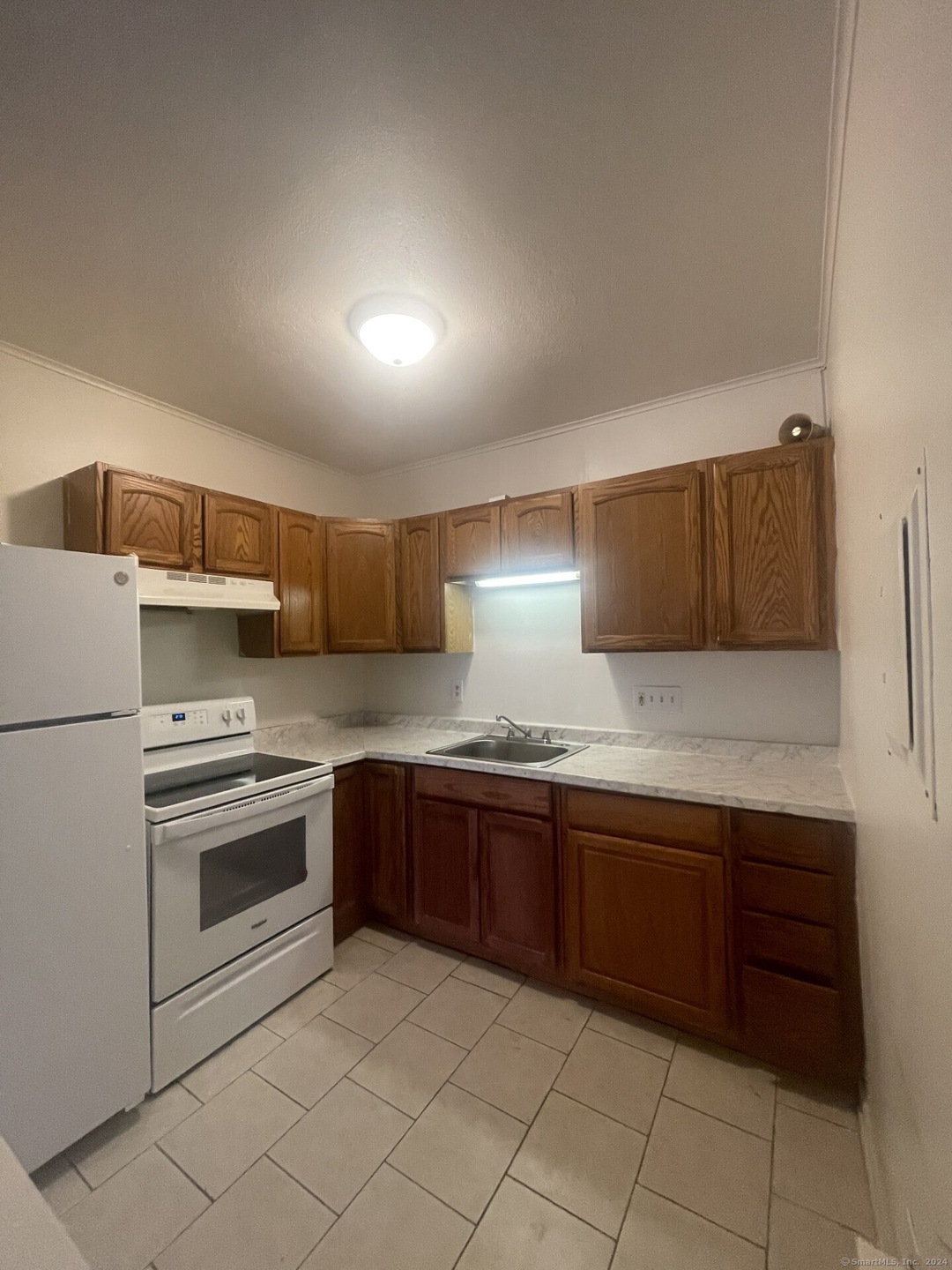 40 Donna Dr unit A8, New Haven, CT 06513 - photo 1