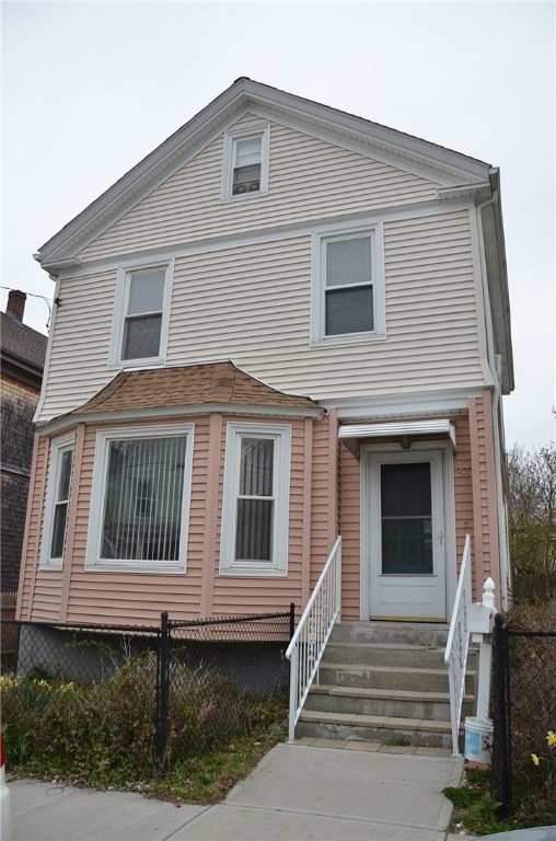 23 Hall Ave, Newport, RI 02840 - photo 1