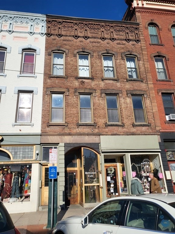 187 Main St unit 3, Northampton, MA 01060 - photo 1