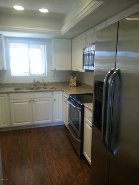 KITCHEN 109