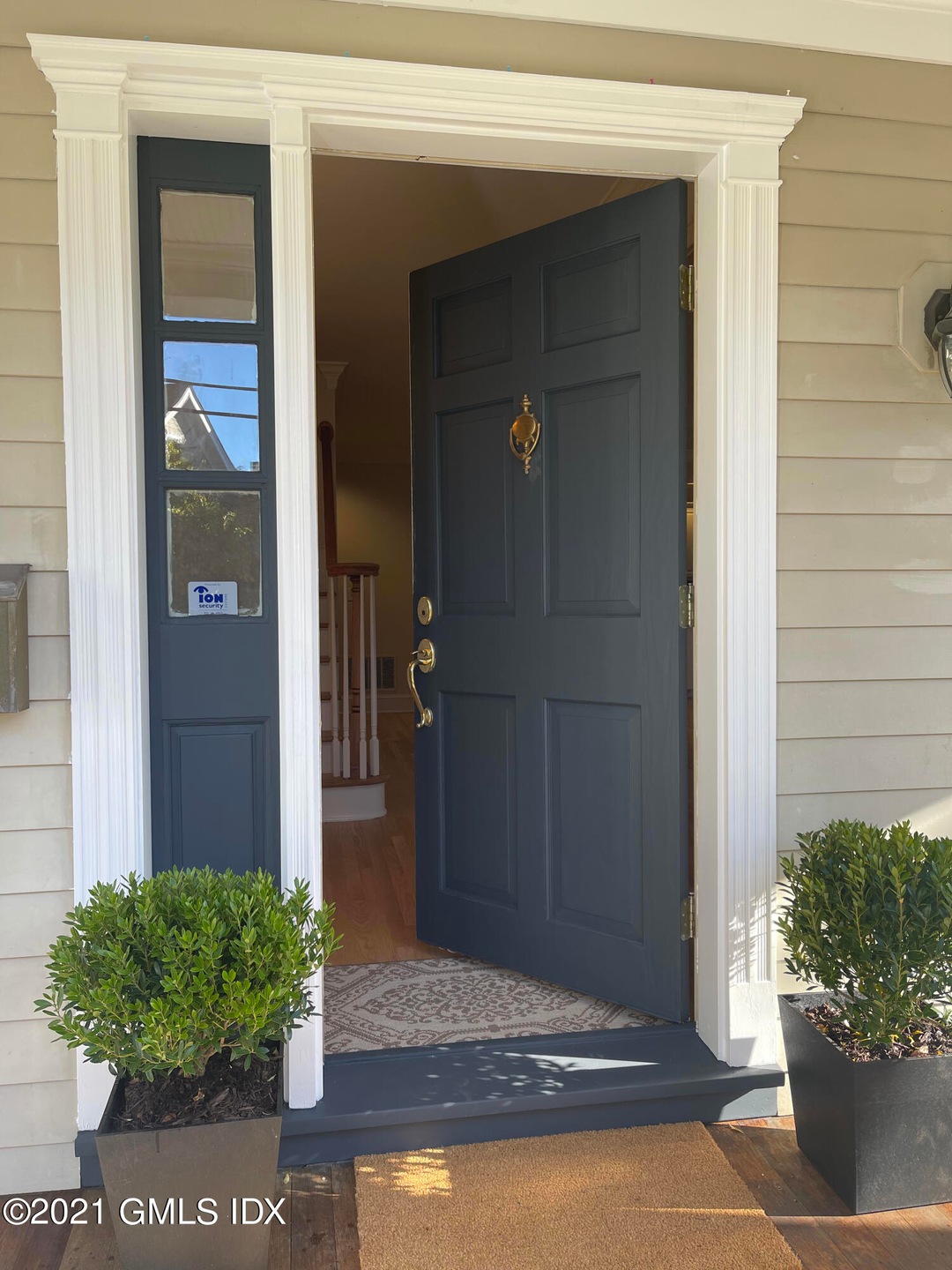 120 E. Elm - Front Door