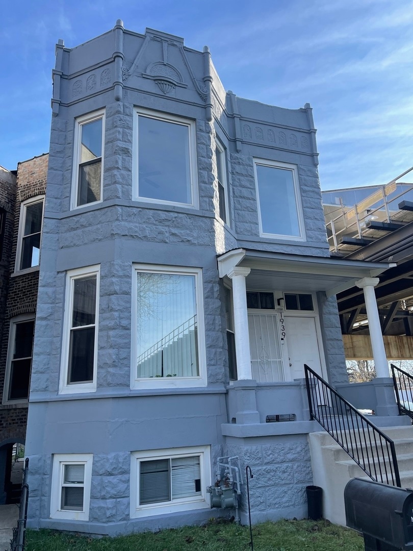 For Rent $1,600/month